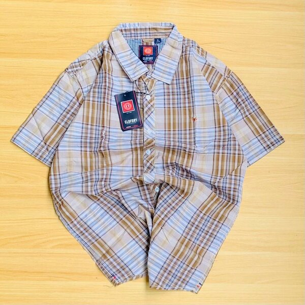 Store button shirt