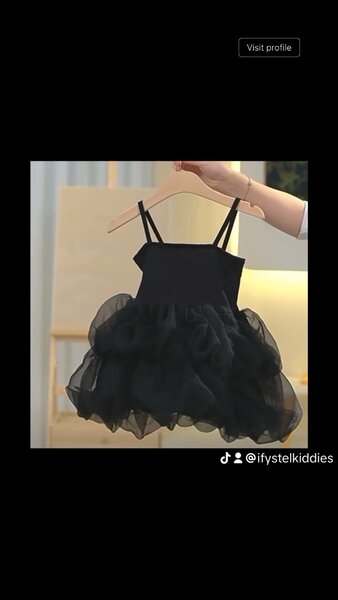 Girls dress