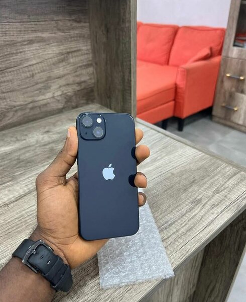 iPhone 13