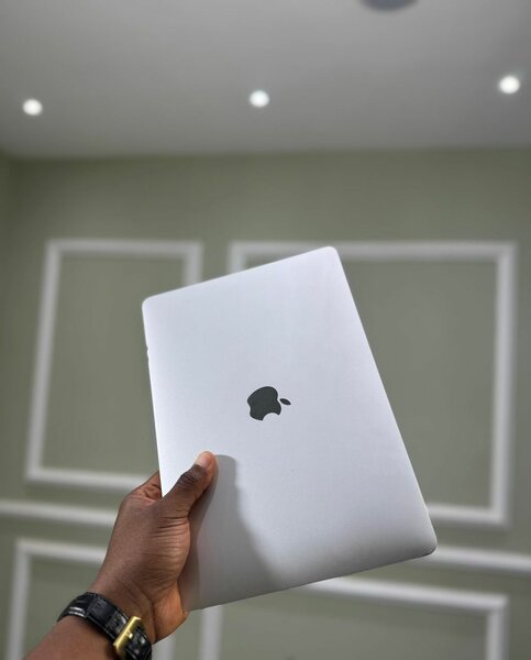 MACBOOK PRO 2017