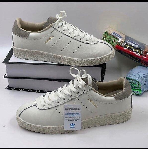 Topanga sneakers