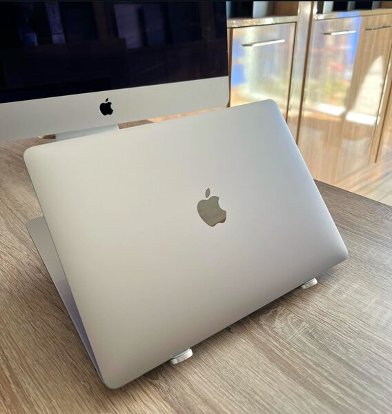 MacBook Air 2020 ( Core i3 ) Propre