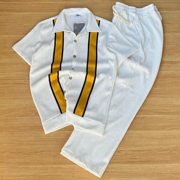 AUTHENTIC TOP and DOWN..