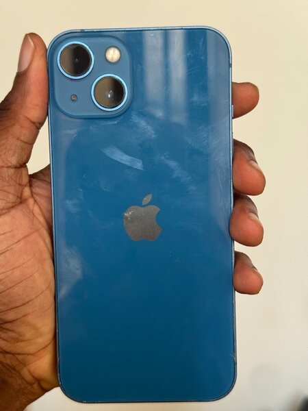 iPhone 13 Simple