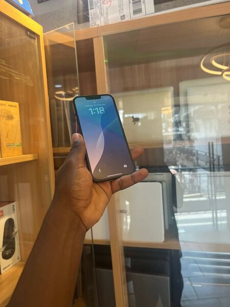 iPhone 13