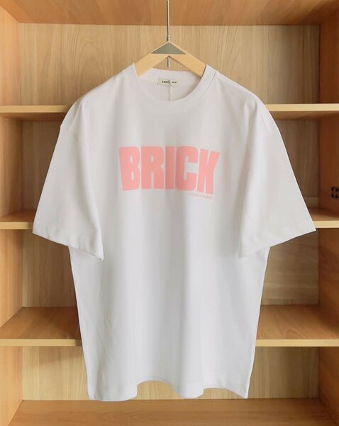 T shirt van
