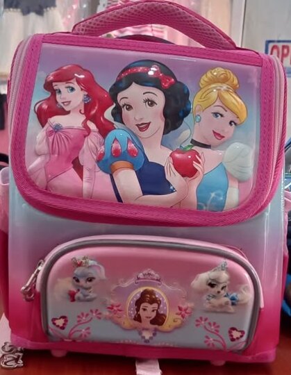Available as seen backpacks 🎒 Age: 1-3yrs pink