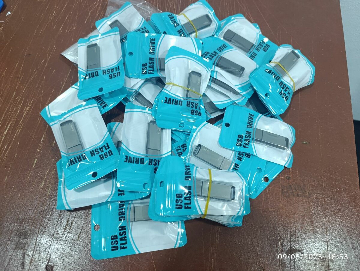 Clé USB 4Gb 2000f