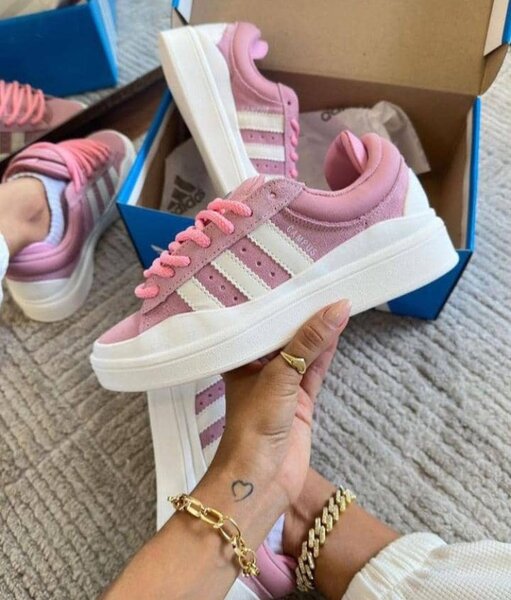 Adidas campus