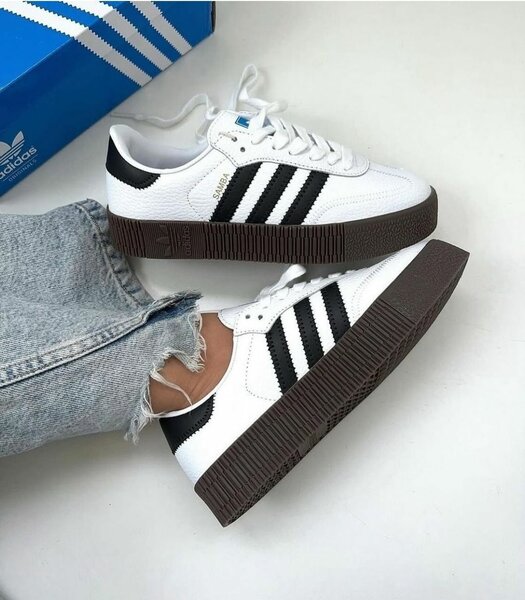 Adidas campus