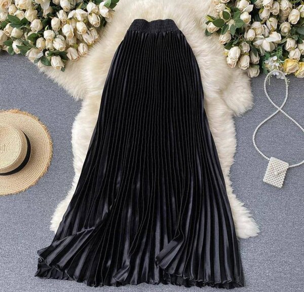 Long skirt
