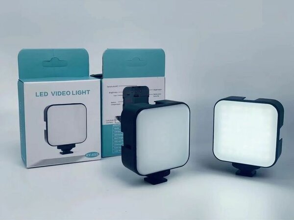 Lampe LED Vidéo Portable