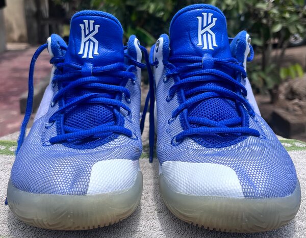 NikeKyrie Flytrap 3 EP 'Varsi