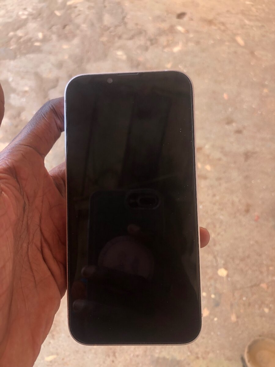 iPhone 13