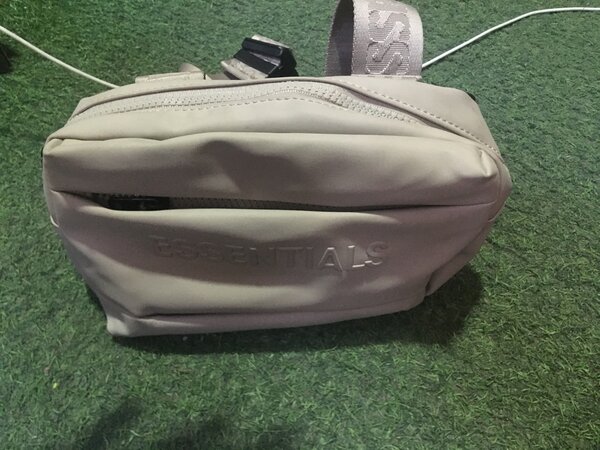 Handheld bag