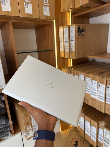 HP ELITEBOOK 835 G7