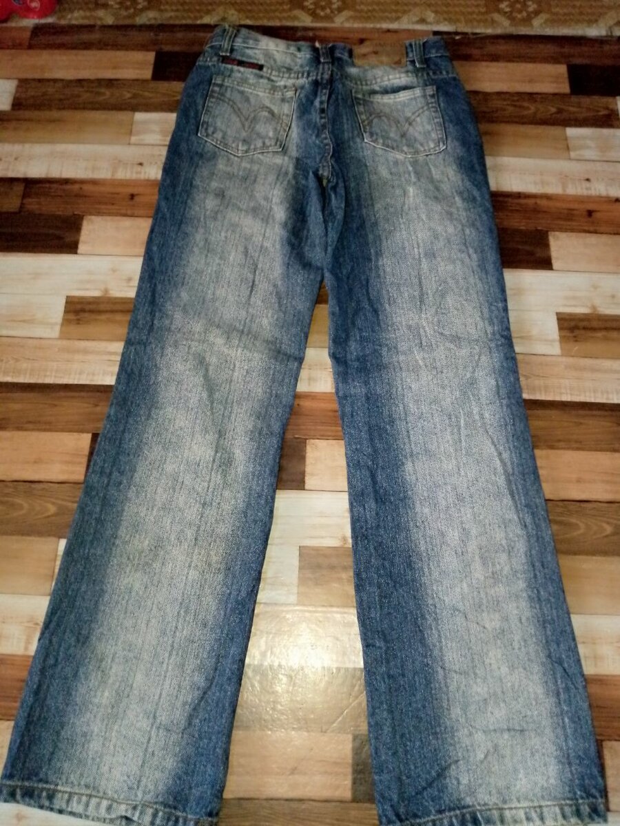 Ladies Thrift Jeans-Waist size 29