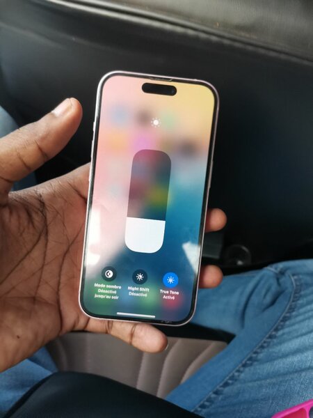 IPHONE 15