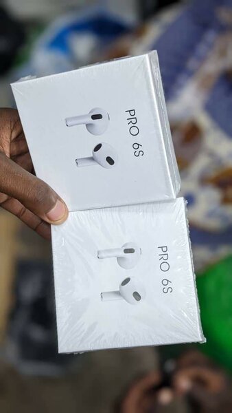 Pro 6s earpods