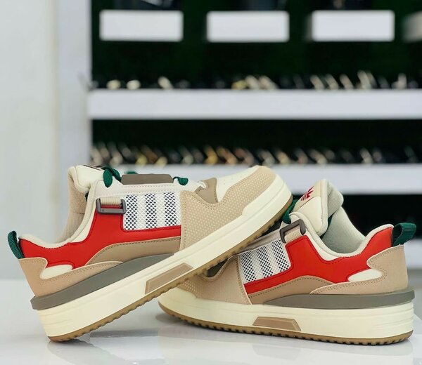 ADIDAS CLASSIC
