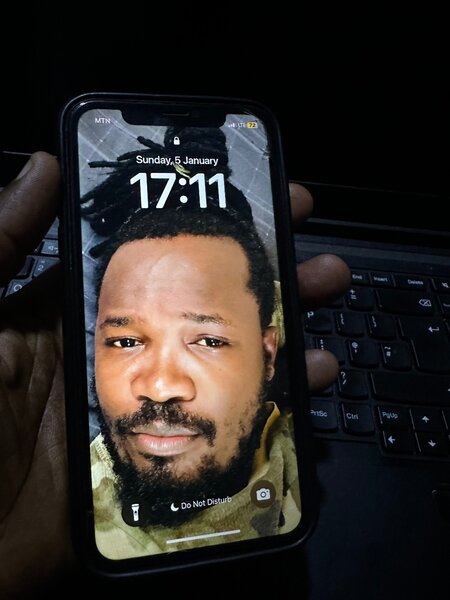 Iphone 11 , 128gig