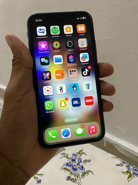 iPhone 11