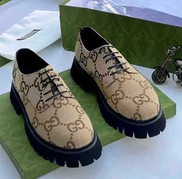 Dressing shoes