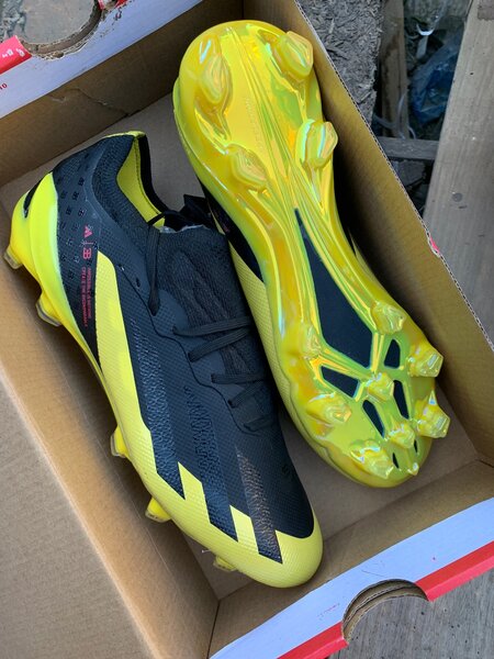 Soccer boots