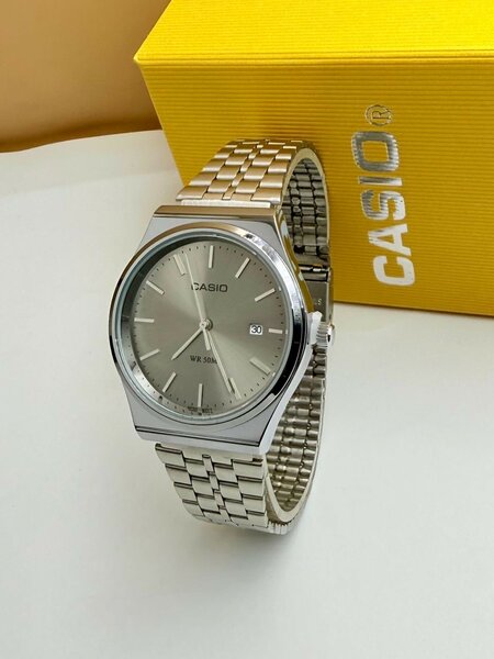 Montre Casio Classique Homme