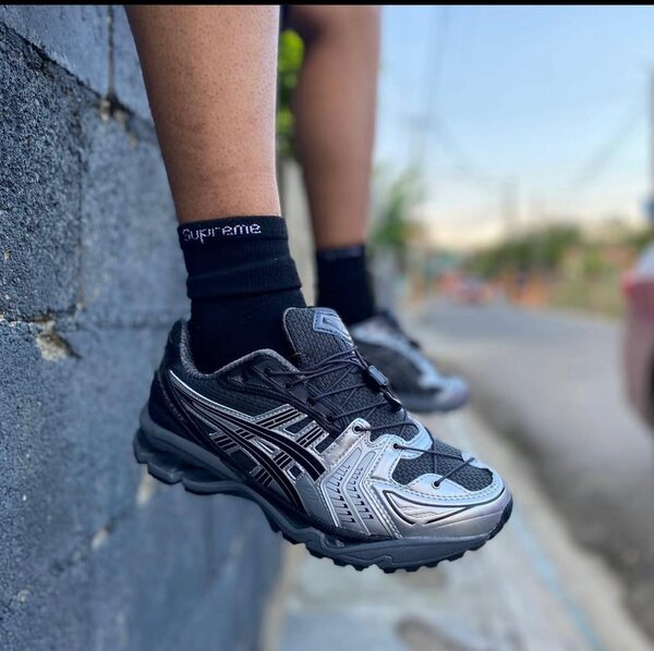 ASICS gel