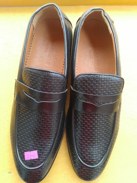Leather shoe