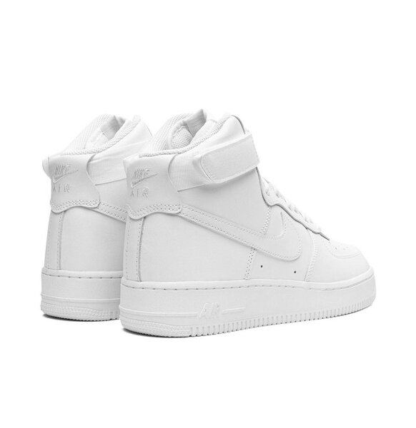 Ladies sneakers