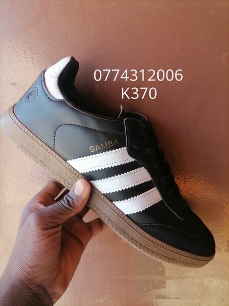 Unisex Sneakers