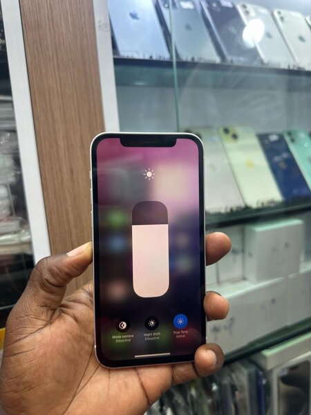 12 simple 64gb tout passe