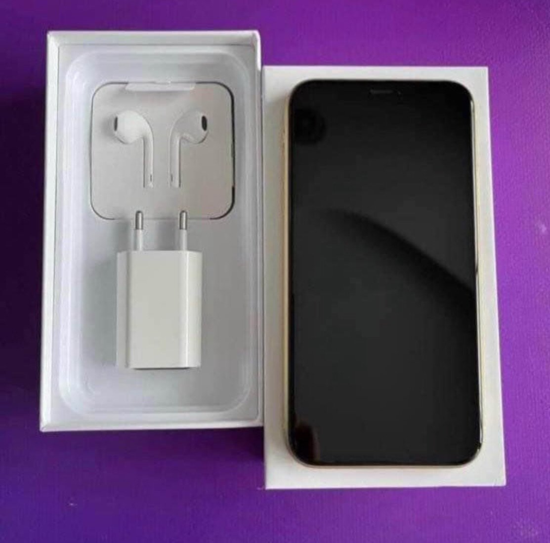 iPhone XR