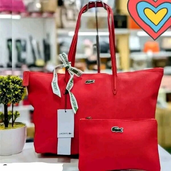 Sac cabas Lacoste élégant
