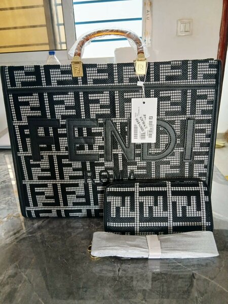 Sac à main élégant FENDI