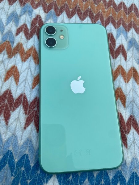 iPhone 11