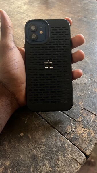 iPhone 12 simple