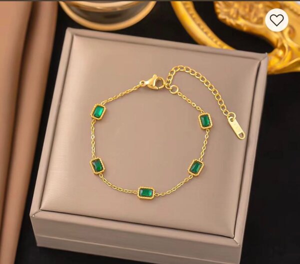 Bracelet doré élégant
