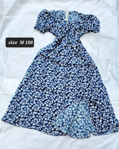 blue dress