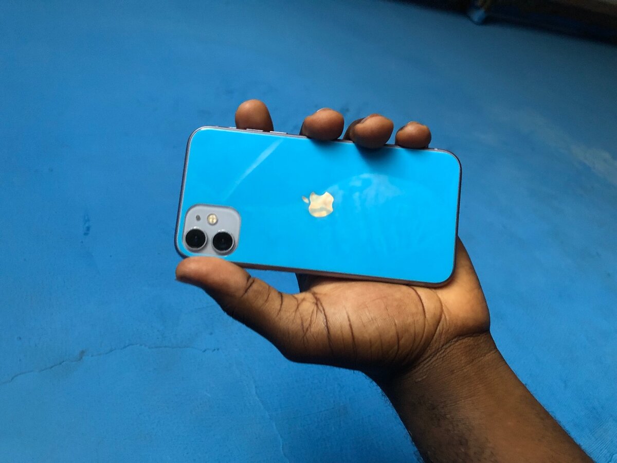 iPhone 11
