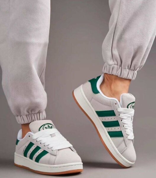 Adidas campus
