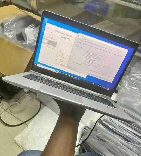 Ordinateur portable HP moderne