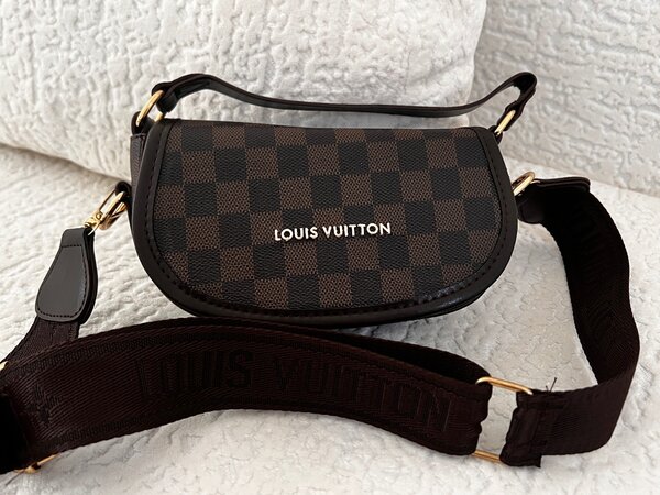 Small handbag