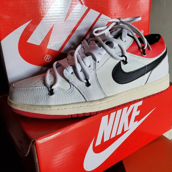 Jordan 1 low cut
