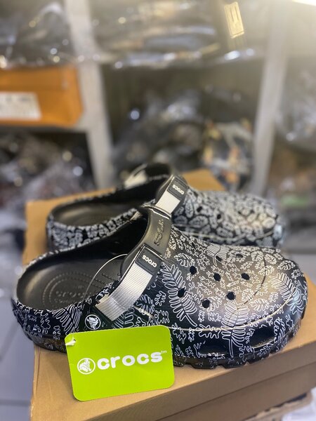 Crocs