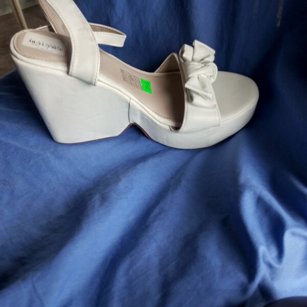 Heeled sandals