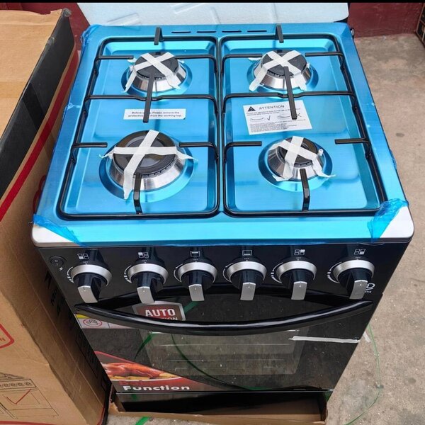 Midea stove with oven