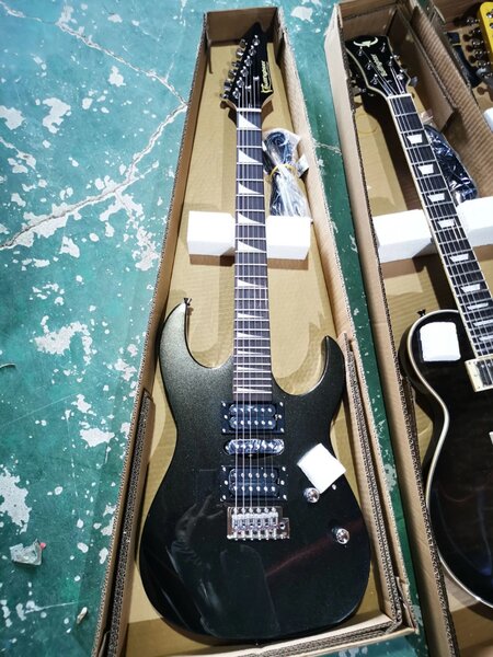 BULLFIGHTER ELECTRIC GUITAR